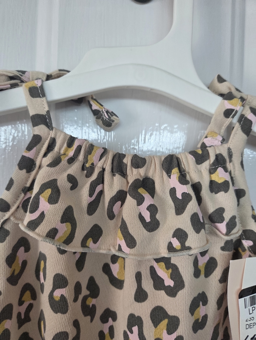 NWT Girl's Leopard Print Pink Romper newborn - Picture 6 of 6